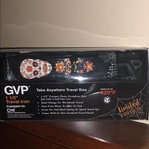 1 1/2” Travel Iron